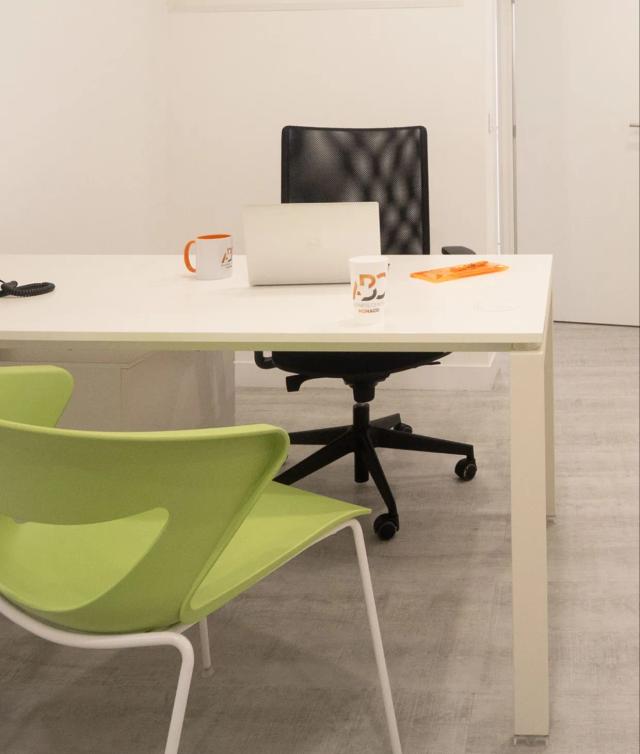 office-carousel-home